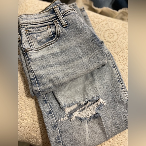 Silver Jeans ECO- FRIENDLY Highly Desirable High-Rise Trouser-Leg Jeans - Picture 6 of 8